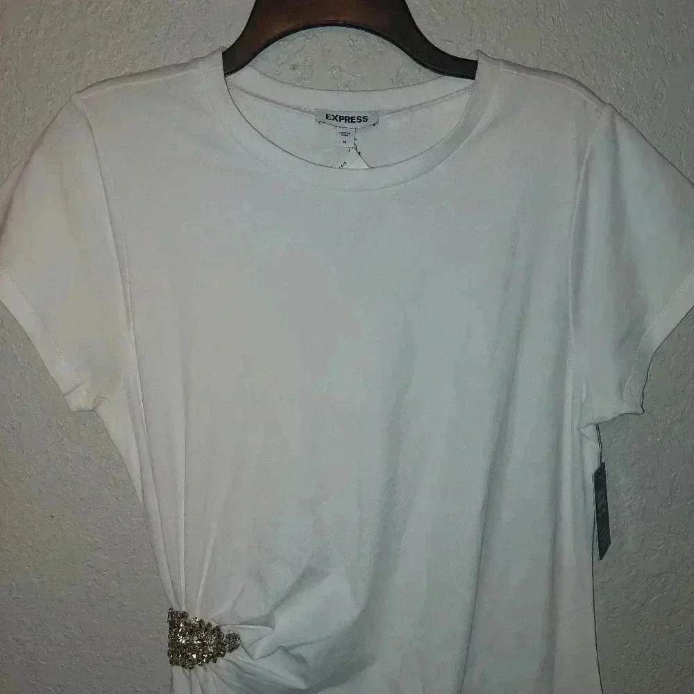NWTS EXPRESS WHITE T SHIRT DRESS EMBELLISHED SIDE CINCH SIZE Medium RETAIL $78 - Picture 3 of 7